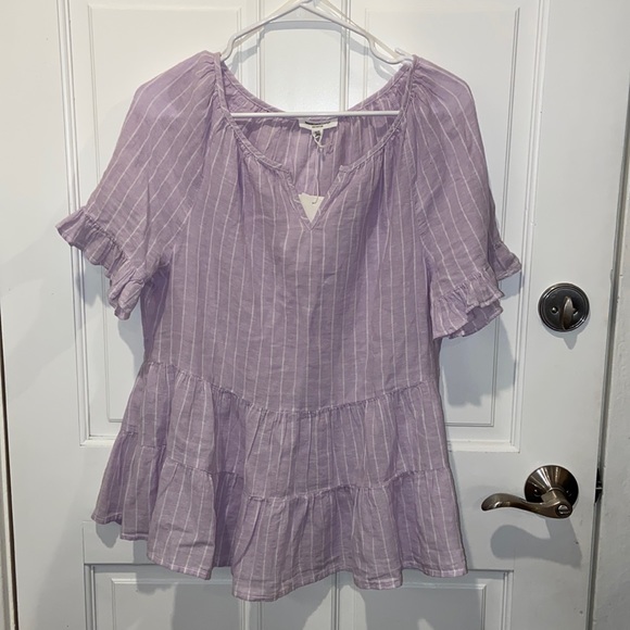 NWT. Beachlunchlounge Bright Lavendar Akia Top. Size Small. - Picture 3 of 8